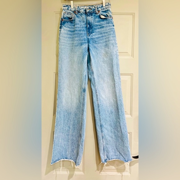 Zara Pants - Zara relaxed fir jeans size4 Us in blue color